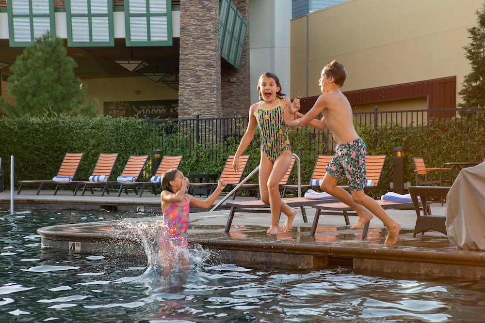 The Hotel at Black Oak Casino Resort - photo 6