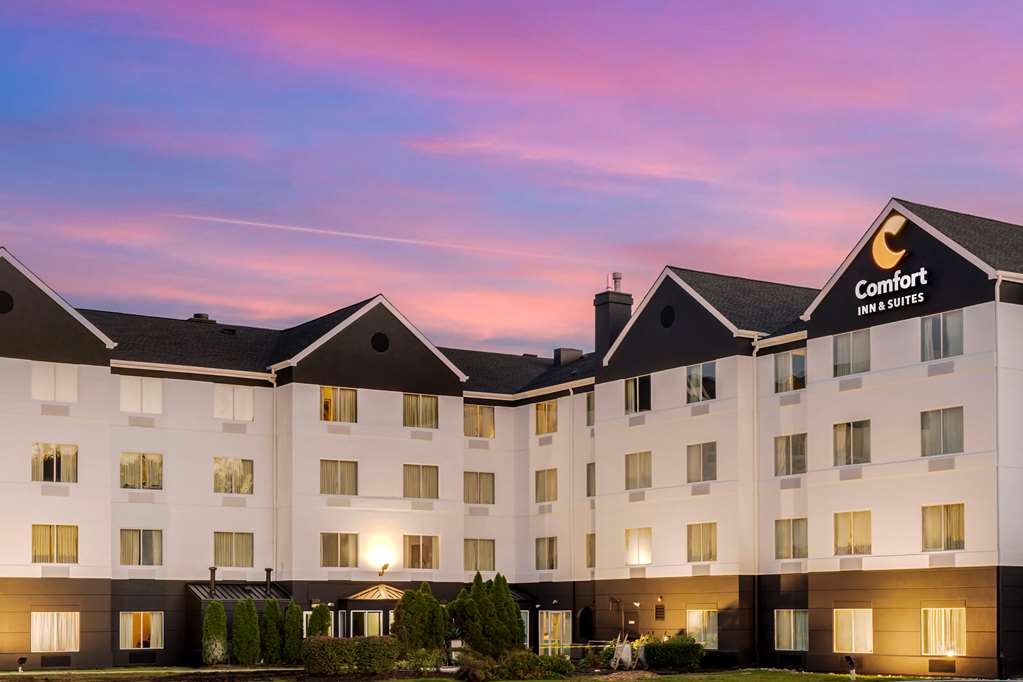 Comfort Inn & Suites Mt. Laurel Philadelphia - photo 8