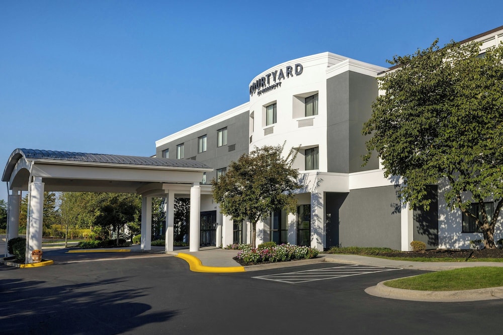 Courtyard by Marriott Harrisburg West Mechanicsburg - photo 46