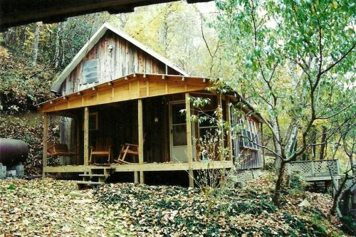 The Tulip Poplar — hotel in Topton