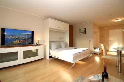 Appartementhaus Eichsfeldia Fewo 3 — 4-Star Luxury Hotel in Ostseebad Kuehlungsborn, Germany