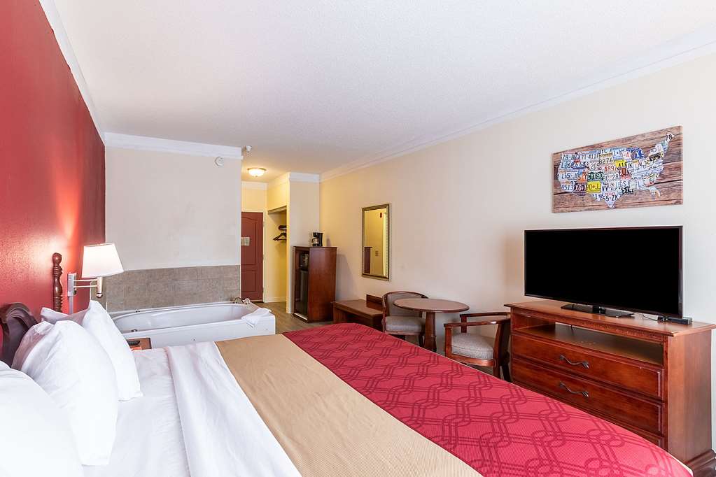 Econo Lodge Inn and Suites Douglasville GA - photo 11