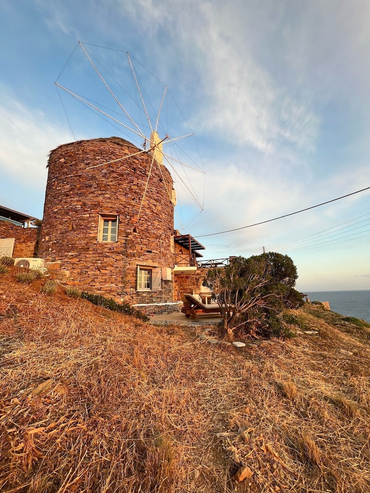 The Stone Windmill — 4-Star Luxury Hotel in Kea, Greece