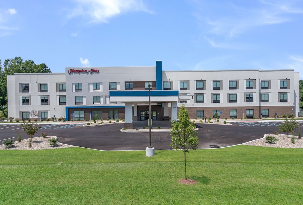 Hampton Inn Niles - featured photo