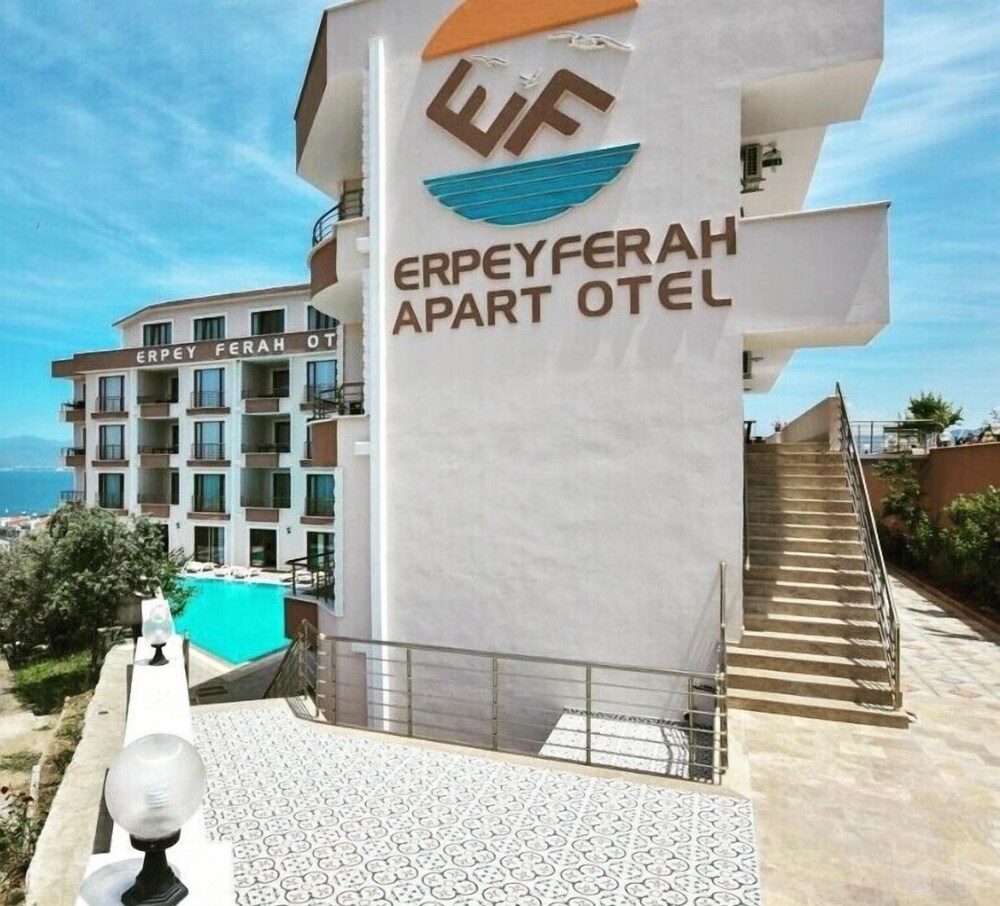 Erpey Ferah Apart Otel in Burhaniye, Turkey