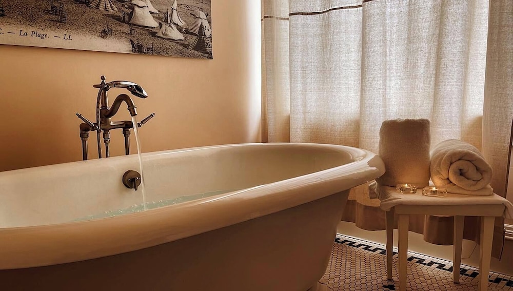 Ashland Springs Hotel - photo 35