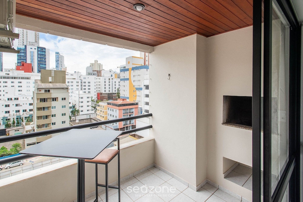 Apartment w Barbecue 350m From the Beach Ilh0503