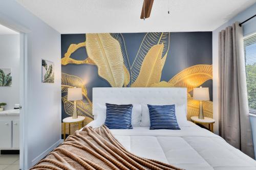 Oasis 304 Galaxy Getaway — 4-Star Luxury Hotel in Titusville, United States
