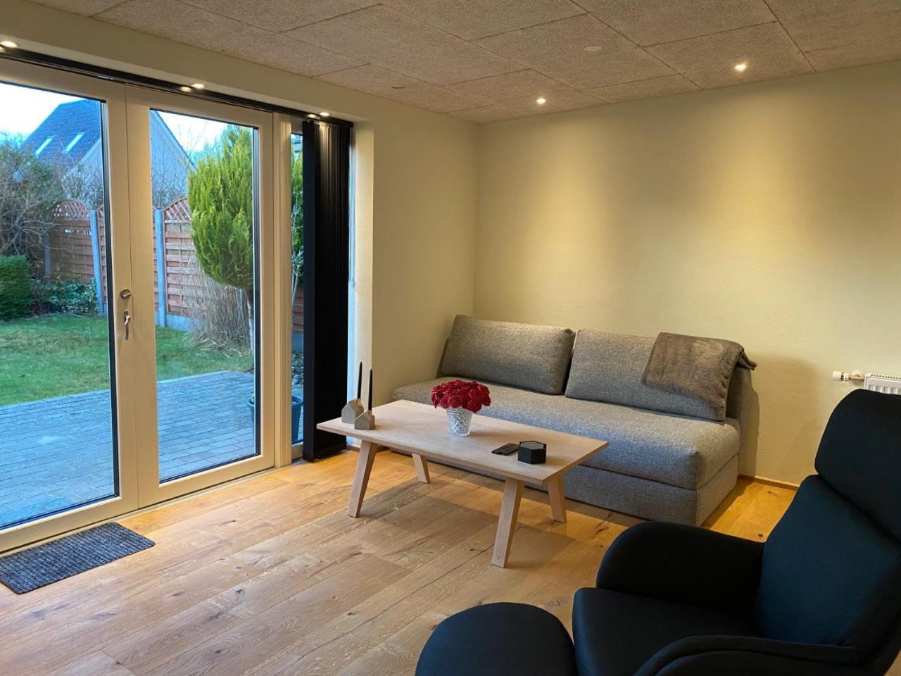 Newly Renovated And Centrally Located Townhome — hotel in Herning