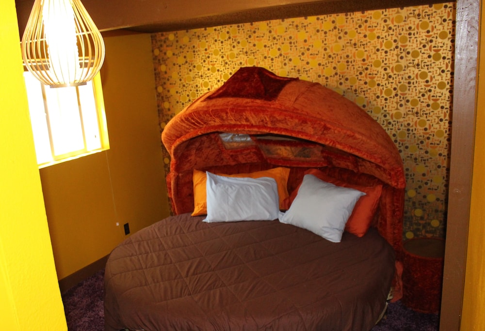 Hicksville Pines Chalets & Motel - photo 32