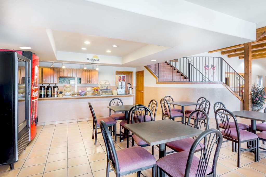 Days Inn & Suites by Wyndham Lordsburg - photo 15