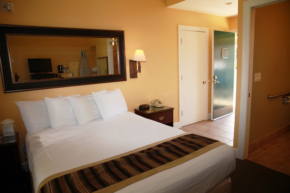 Sea Breeze Inn And Cottages - photo 17