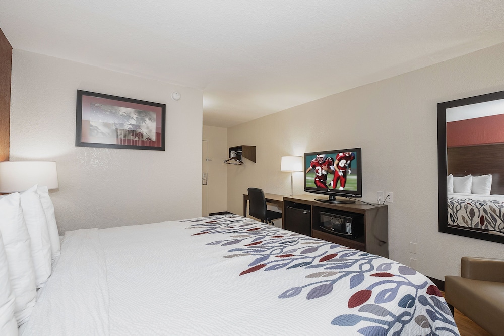 Red Roof Inn Roanoke Rapids - photo 11