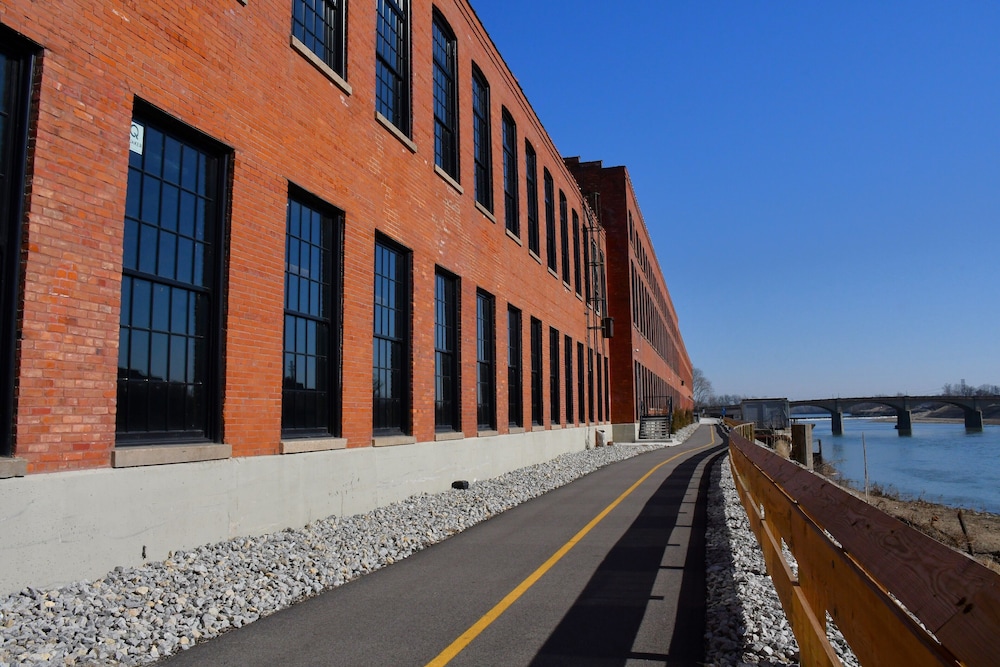 The Warehouse Hotel at Champion Mill - photo 46