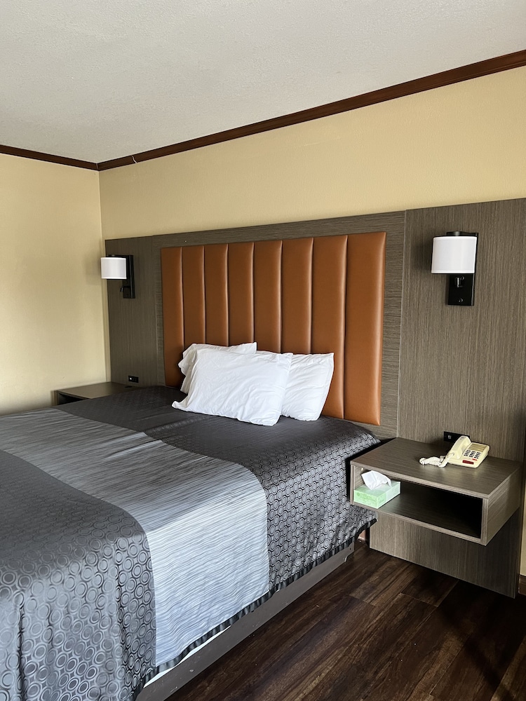 Highland Inn - photo 8