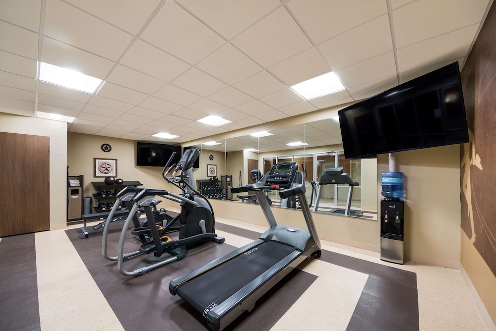 Best Western Bandera Suites & Saloon - photo 28