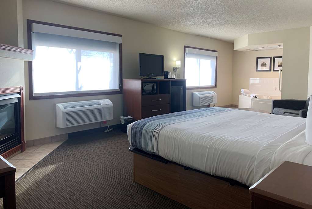 AmericInn by Wyndham Windsor Ft. Collins - photo 15