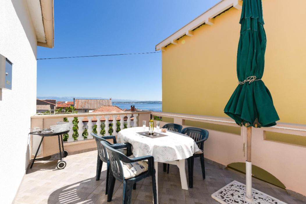 Apartment Marija — 4-Star Luxury Hotel in Kali, Croatia