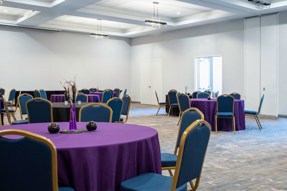 SpringHill Suites Chester - photo 33
