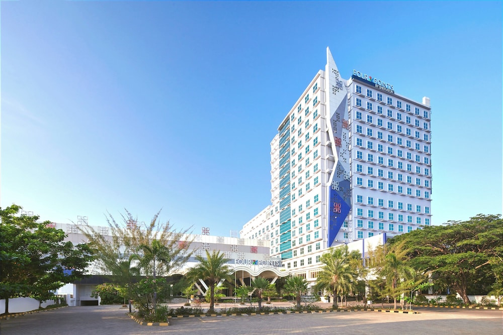 Four Points By Sheraton Makassar — 4-Star Luxury Hotel in Makassar, Indonesia