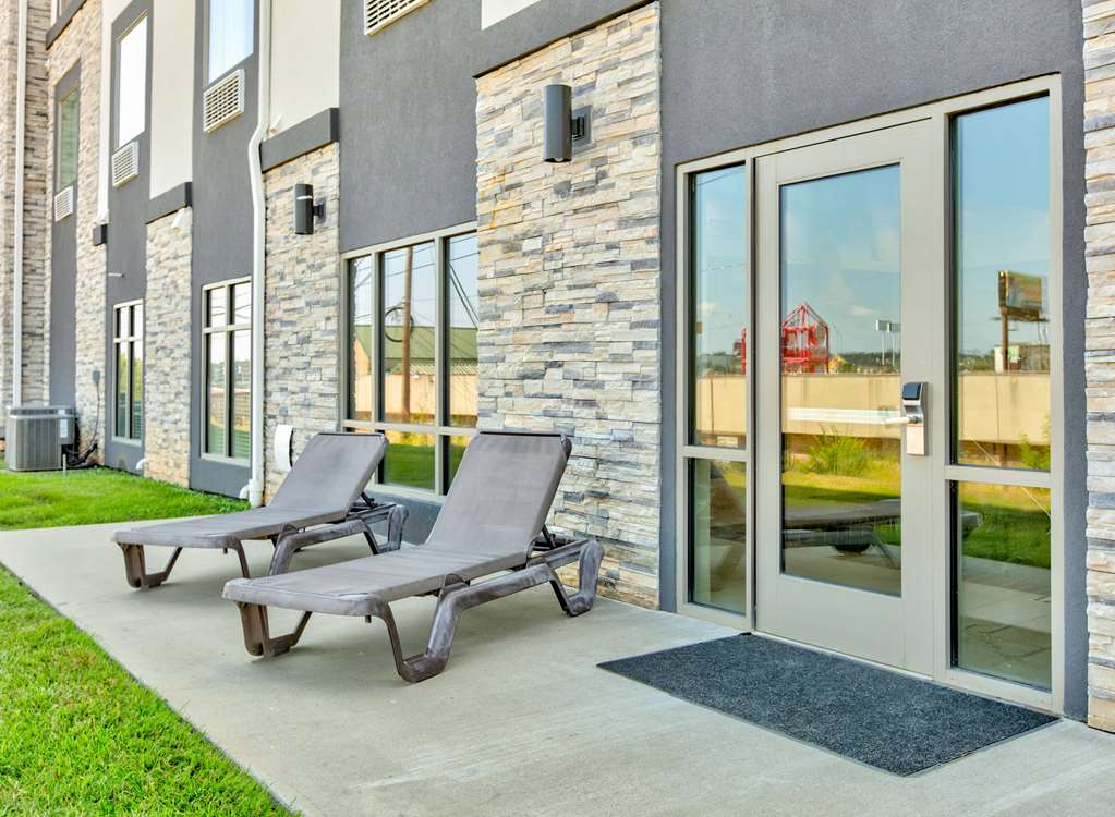 Wingate by Wyndham Longview North - photo 32