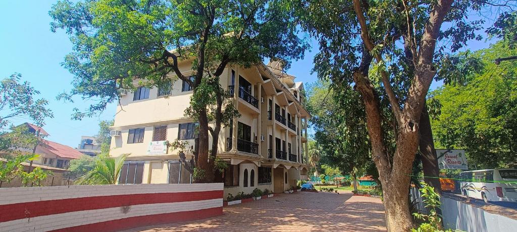 Jewel Resort Lonavala in Lonavla, India