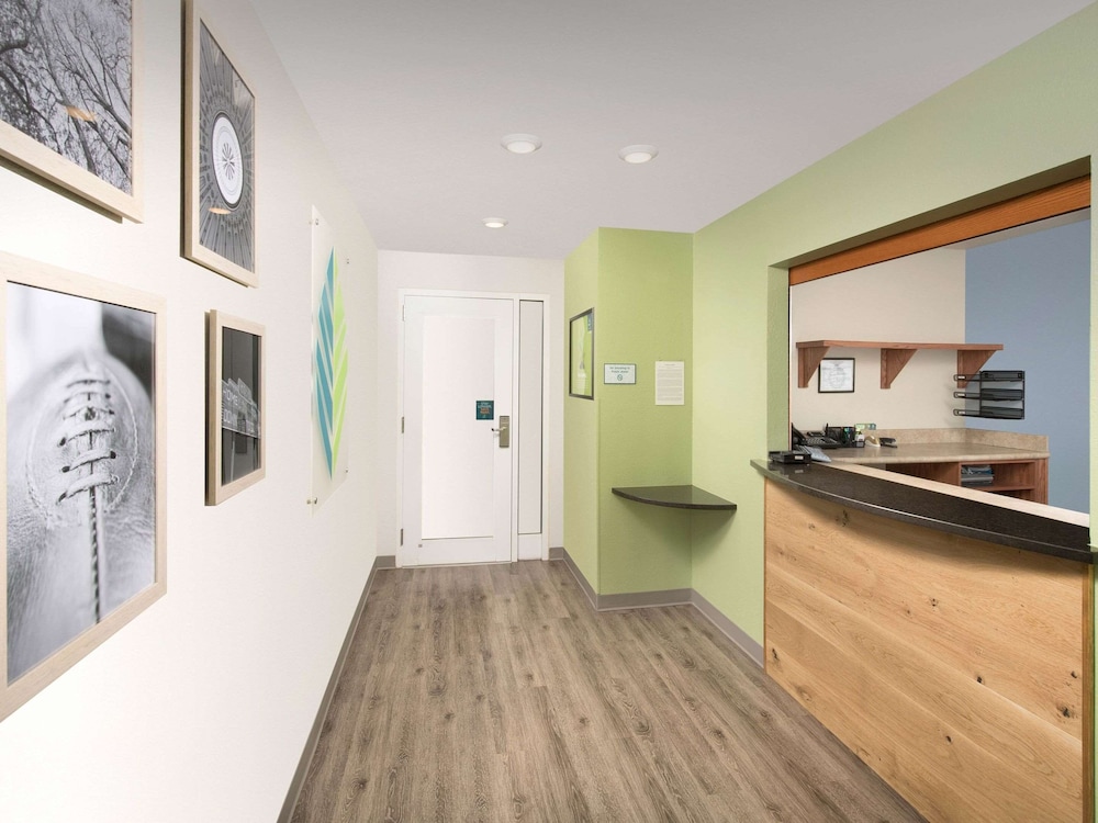 WoodSpring Suites Atlanta Stockbridge - photo 3