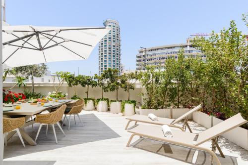Hippie Chic at Hovevei by HolyGuest — 4-Star Luxury Hotel in Tel Aviv, Israel