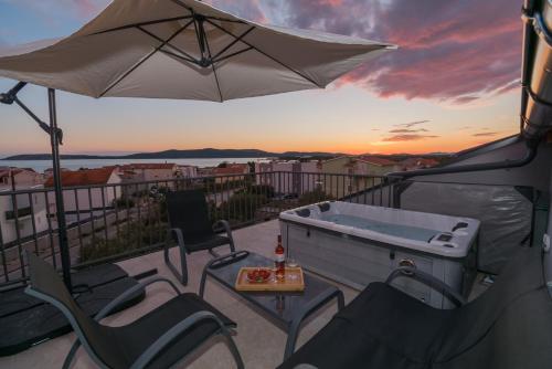 Apartmani Mate I Niko — 4-Star Luxury Hotel in Brodarica, Croatia