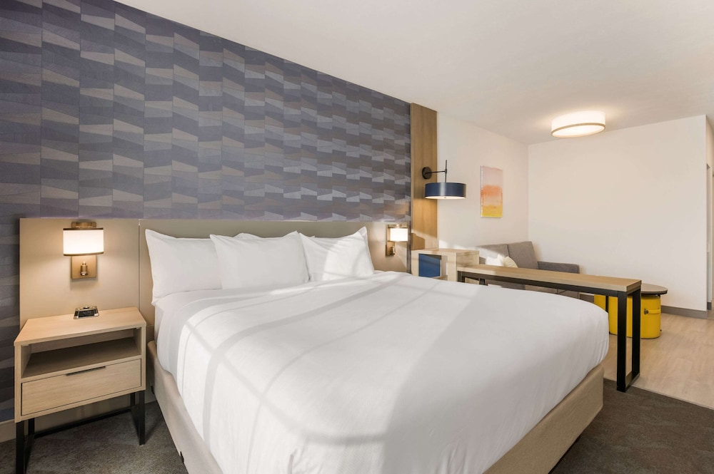 Comfort Inn & Suites Gaylord - photo 14