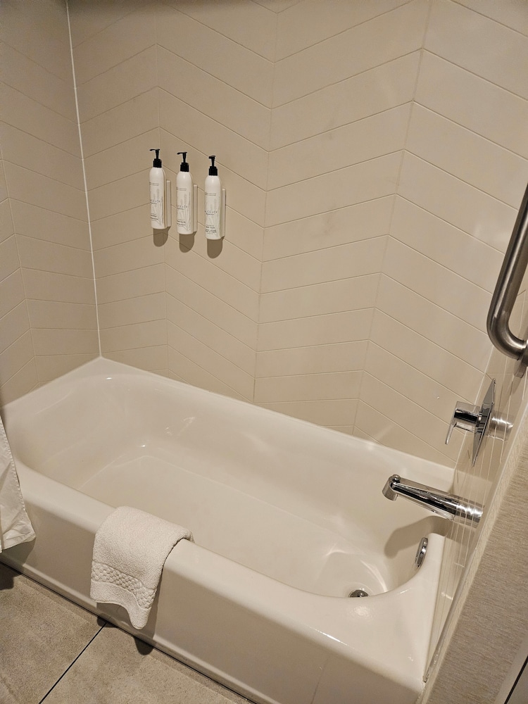 Fairfield Inn & Suites Athens Marriott - photo 24