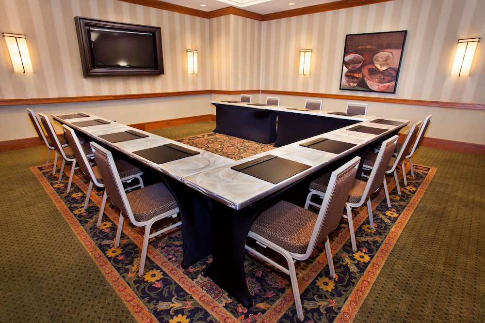 Hilton Chicago Oak Brook Suites - photo 39
