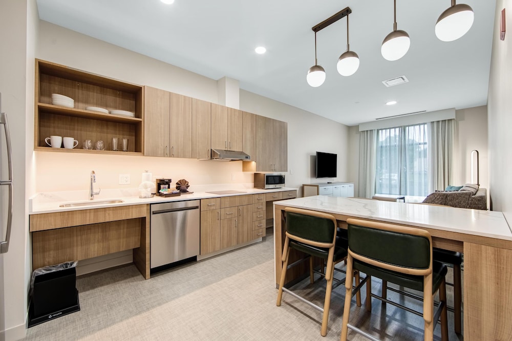 Homewood Suites by Hilton East Rutherford Meadowlands - photo 39