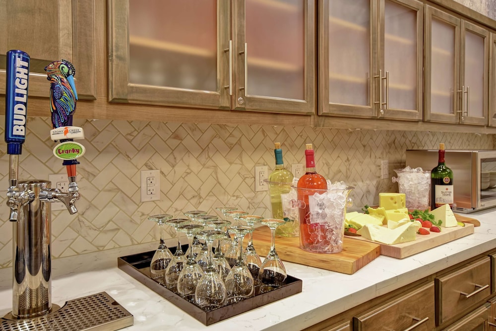 Homewood Suites by Hilton Orange New Haven - photo 32