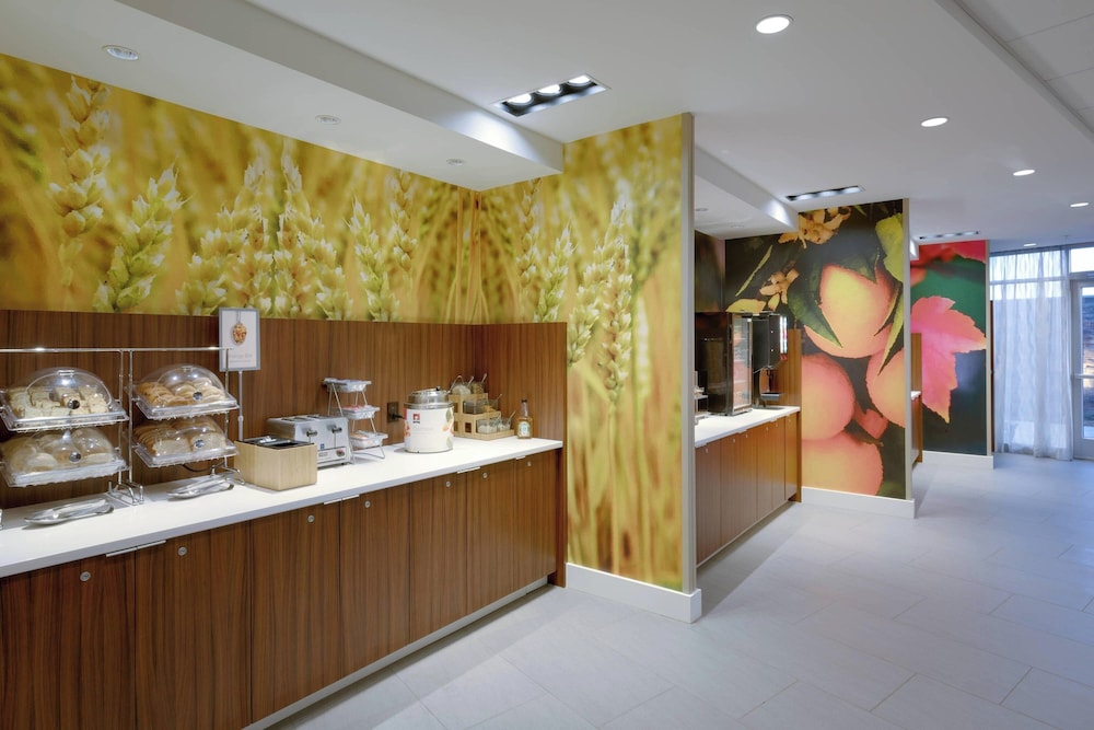Fairfield Inn & Suites by Marriott Springfield North - photo 25