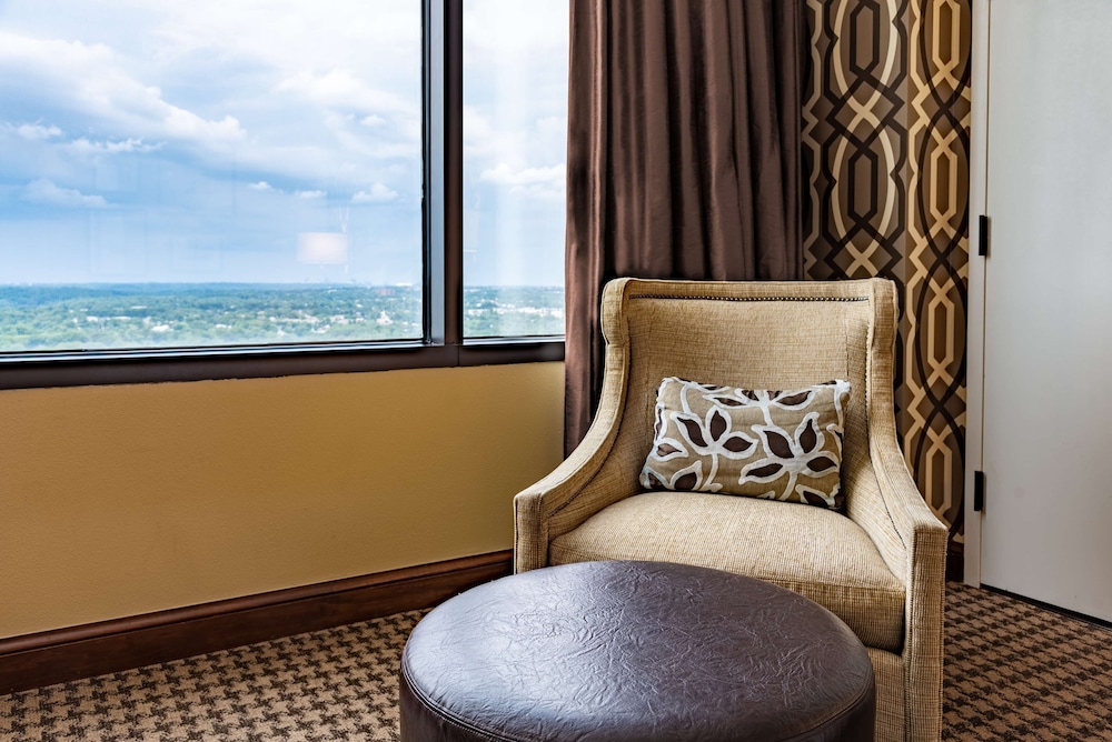 Hilton Alexandria Mark Center - photo 40