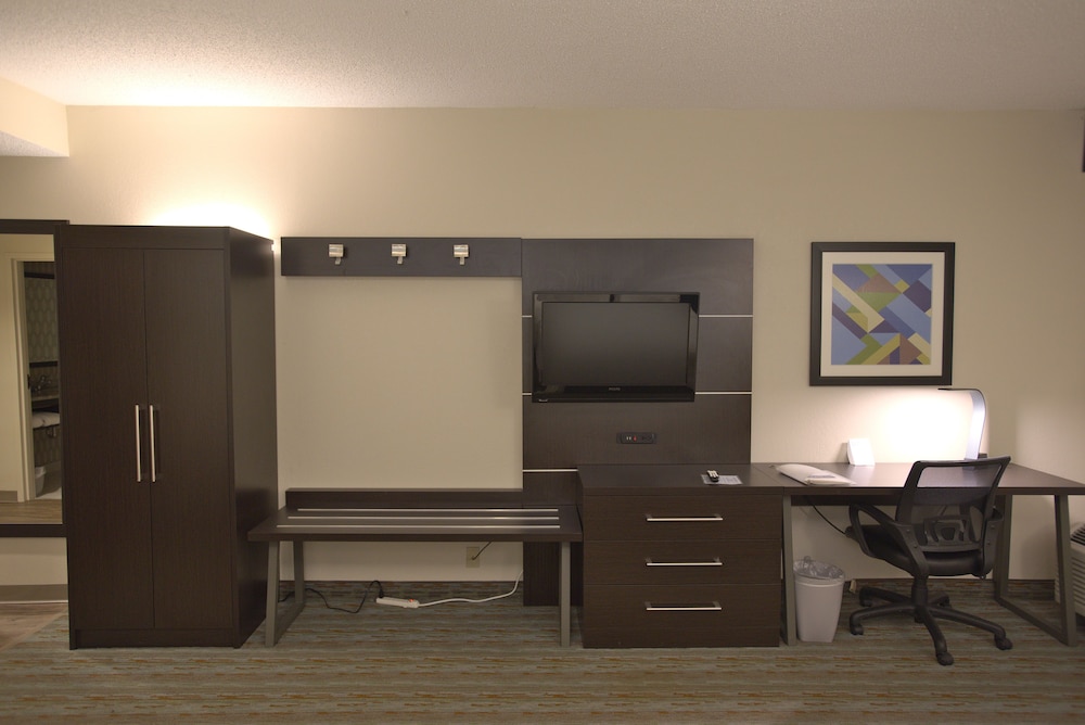 Holiday Inn Express Anderson by IHG - photo 7