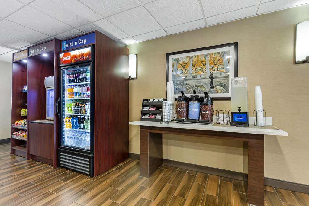 Comfort Inn Herndon Reston - photo 33