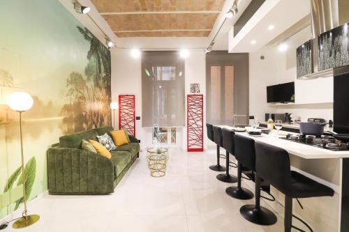 FLORA Loft Luxury tra Colosseo e Santa Maria Maggiore Metro — 4-Star Luxury Hotel in Rome, Italy