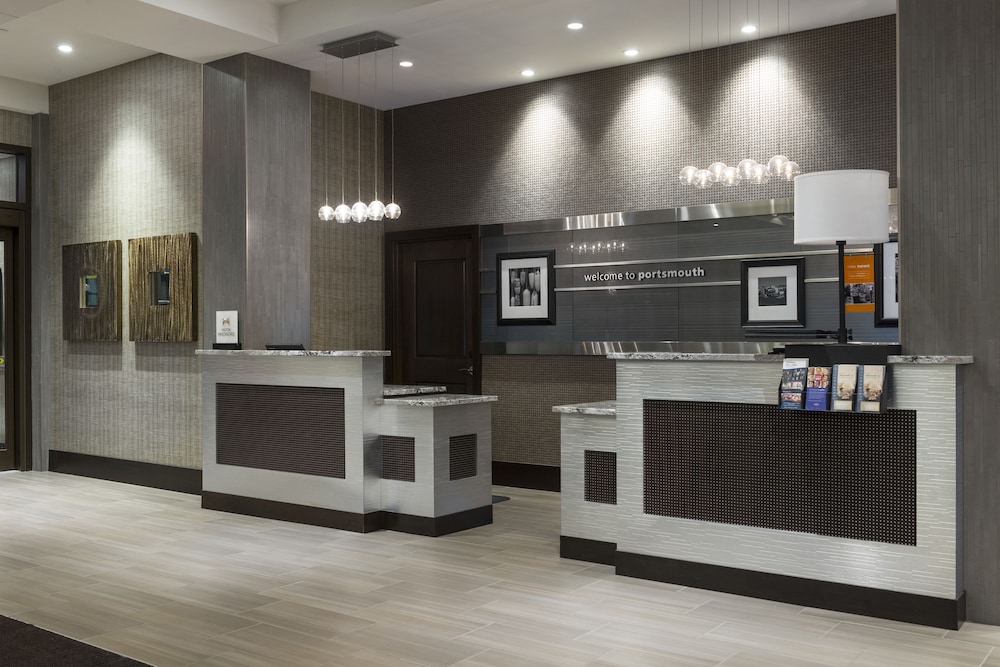 Hampton Inn & Suites Portsmouth Downtown - photo 5