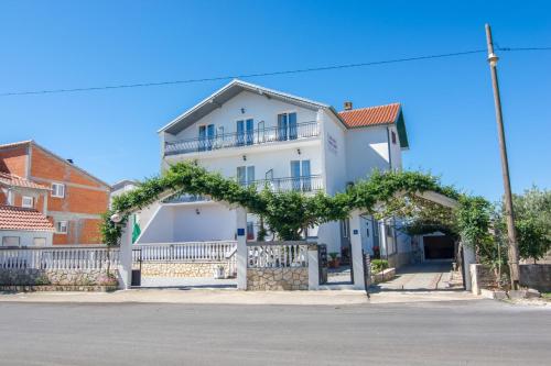 Rooms with a parking space Biograd na Moru Biograd 16801 in Biograd Na Moru, Croatia