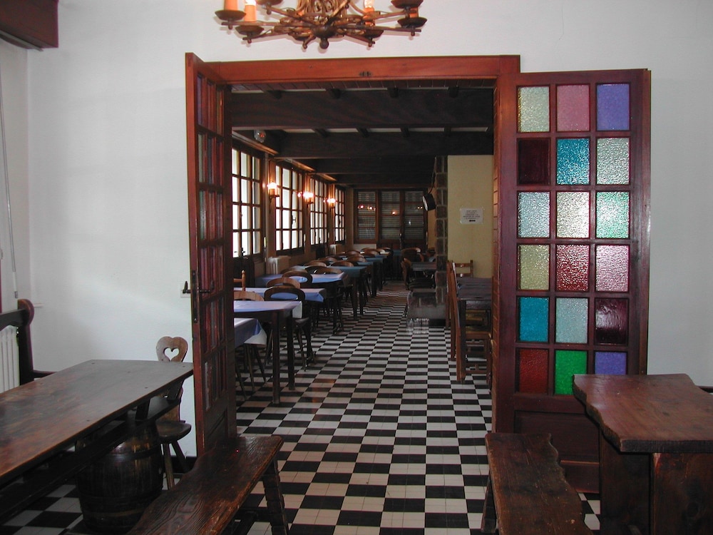 Hôtel Le Taoulet in Bagneres-De-Bigorre, France