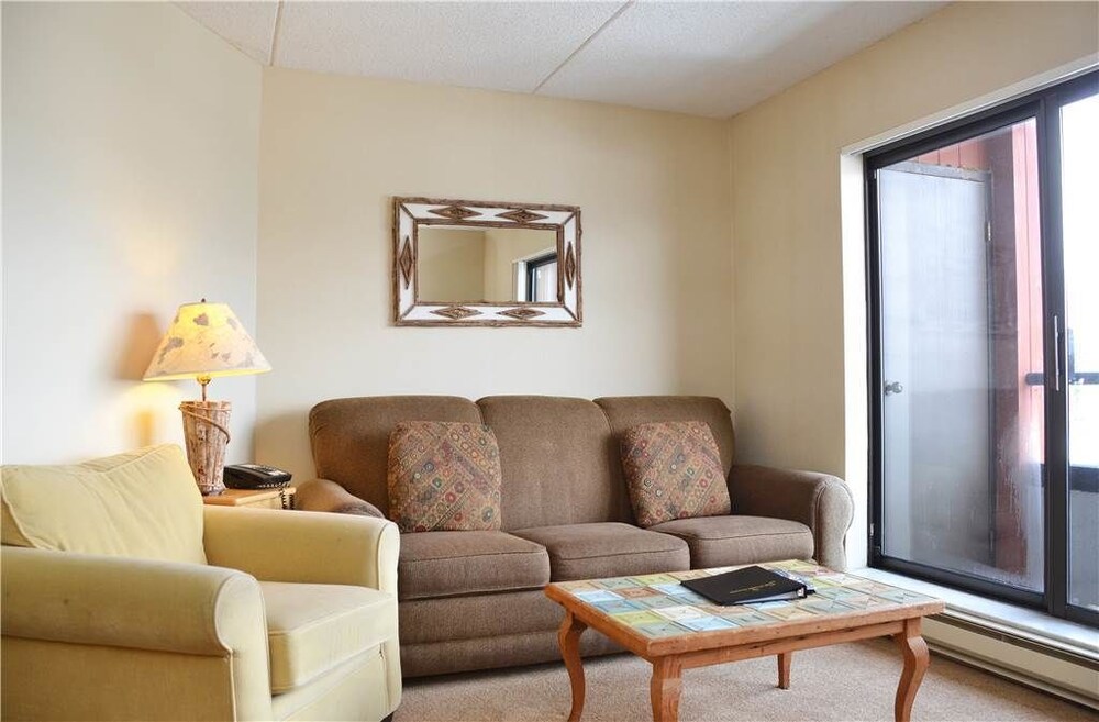 Beaver Run Resort Unit 4707 by RedAwning — hotel in Breckenridge