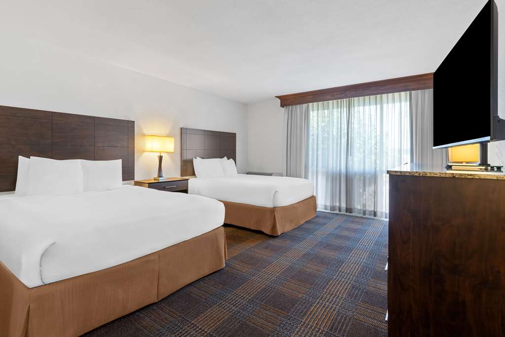 Best Western Date Tree Hotel - photo 29