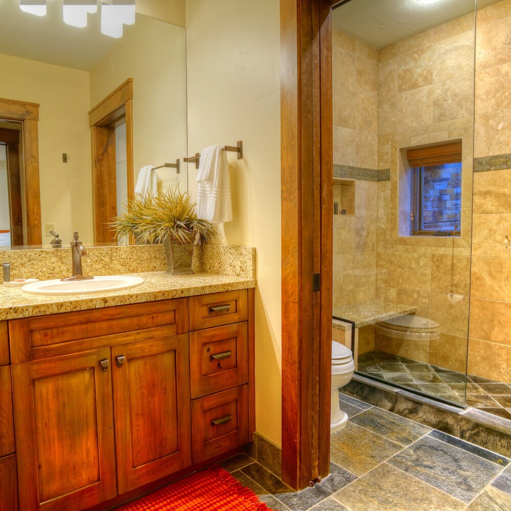 Abode at Town Lift - photo 12