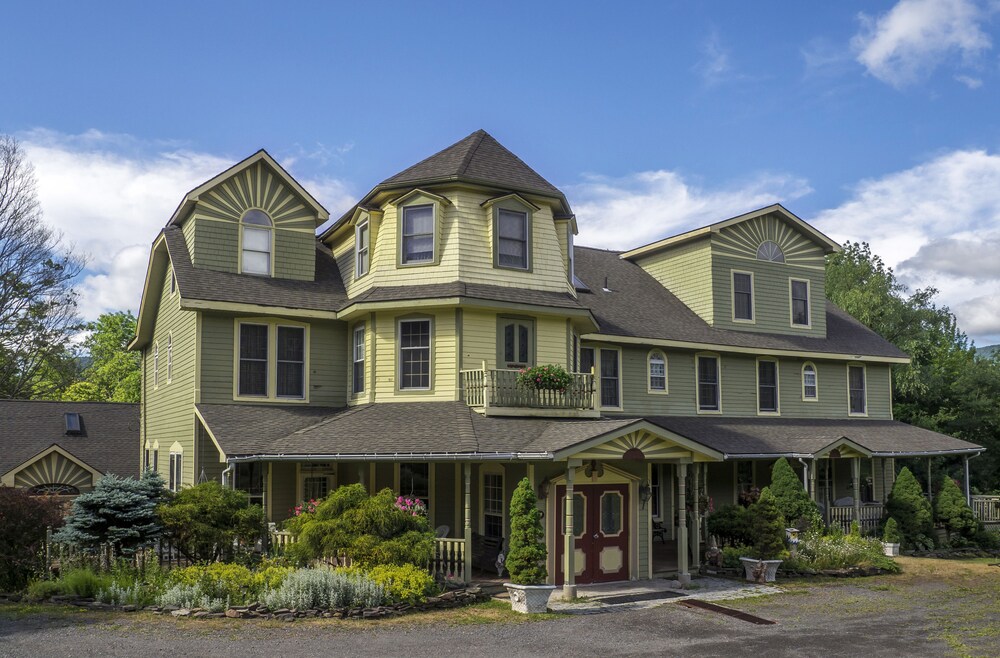 The Washington Irving Inn - featured photo