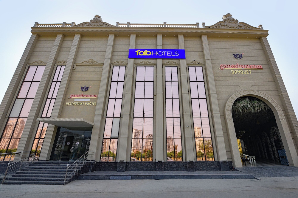 Oriva Ganeshwaram 149 - last minute hotel in Noida