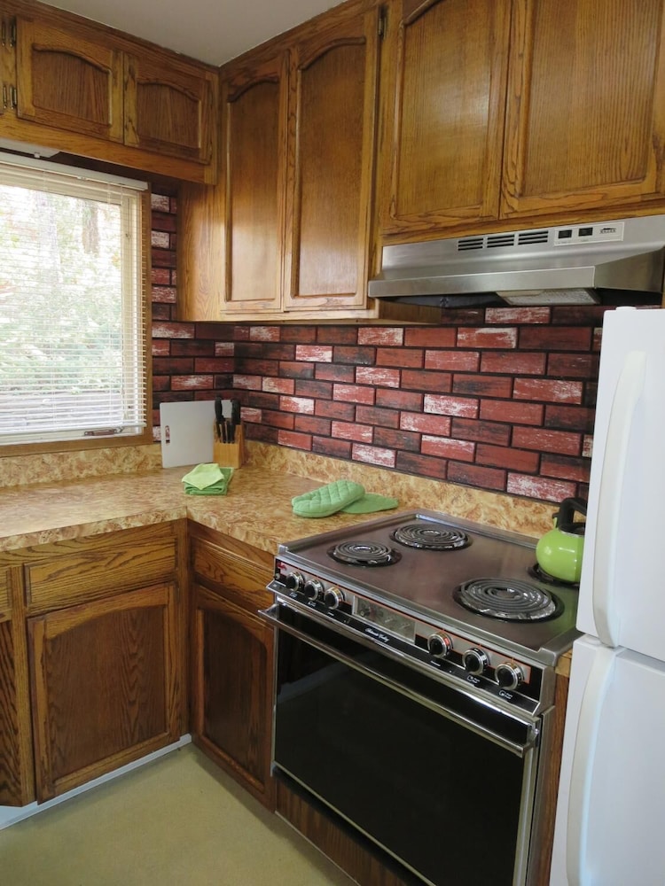 Bridge Bay Lodge at Shasta Lake - photo 17