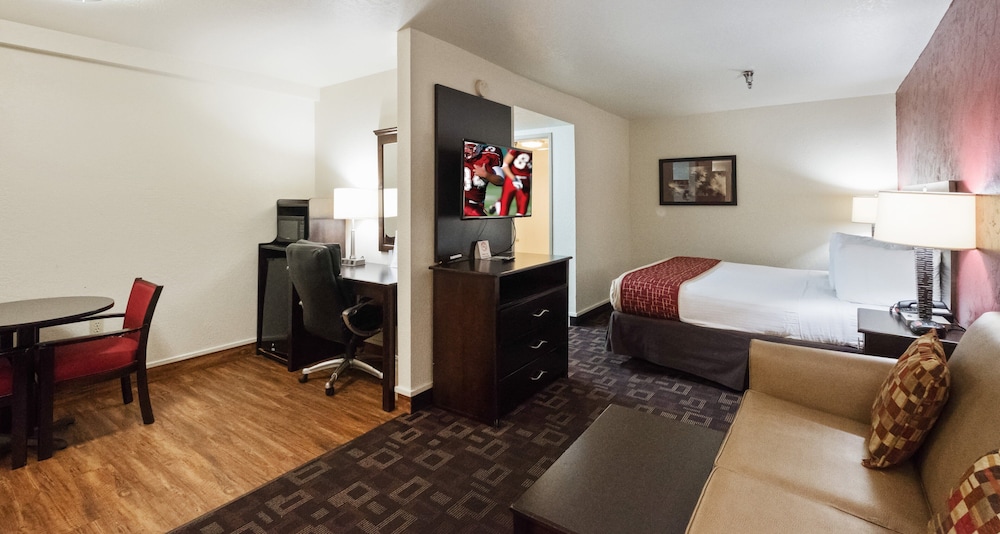 Red Roof Inn Oklahoma Airport I 40 W Fairgrounds - photo 11