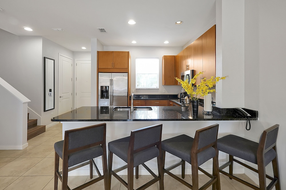 Regal Oaks Resort Vacation Townhomes by IDILIQ - photo 27